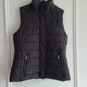 Banana republic vest NWT